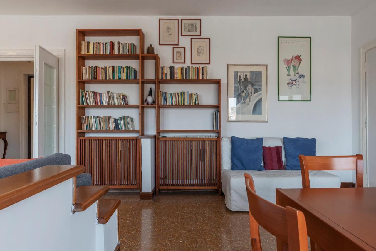 Roomy And Bright Apartment With Terrace Rzym Zewnętrze zdjęcie